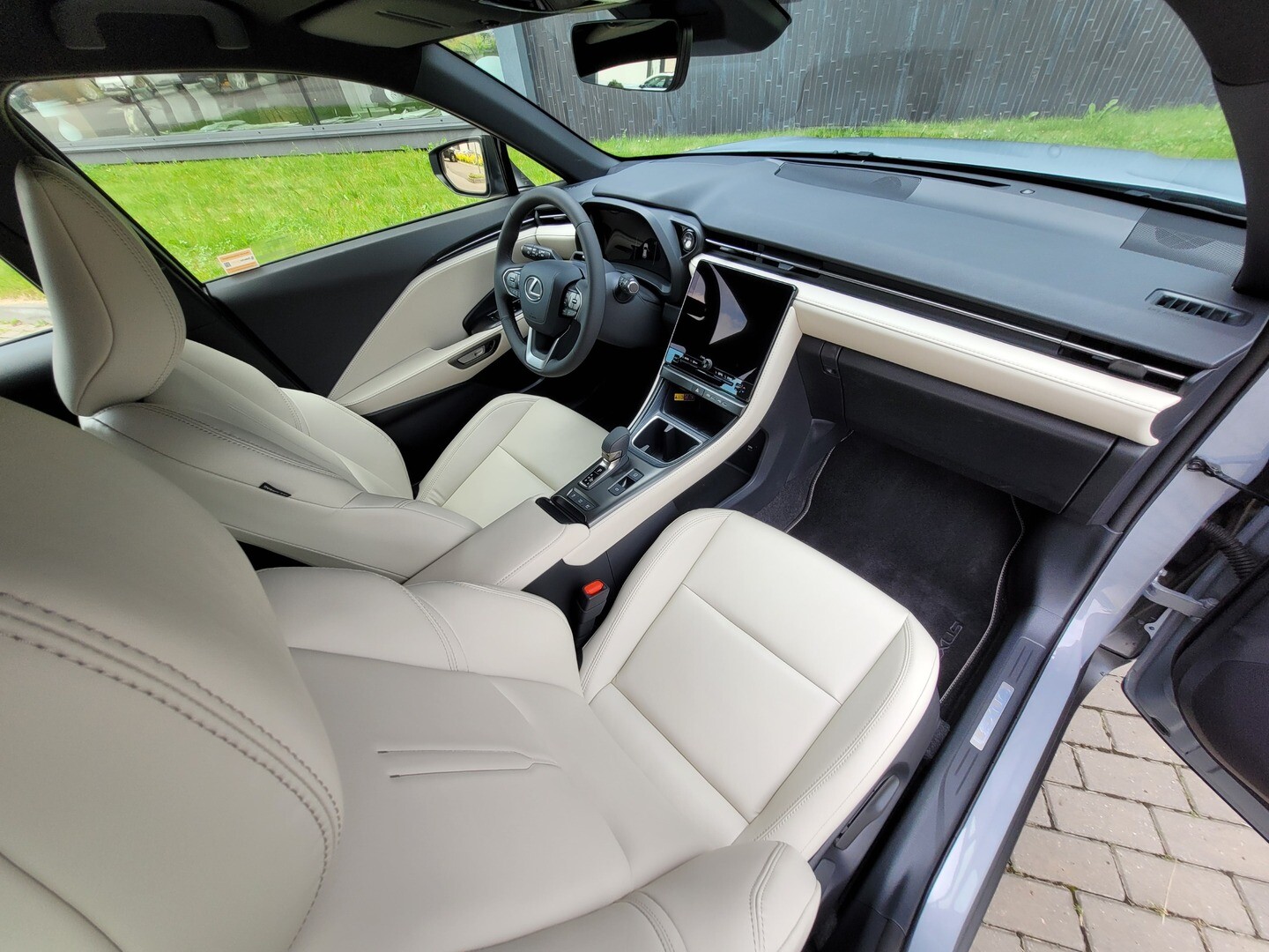 Lexus LBX