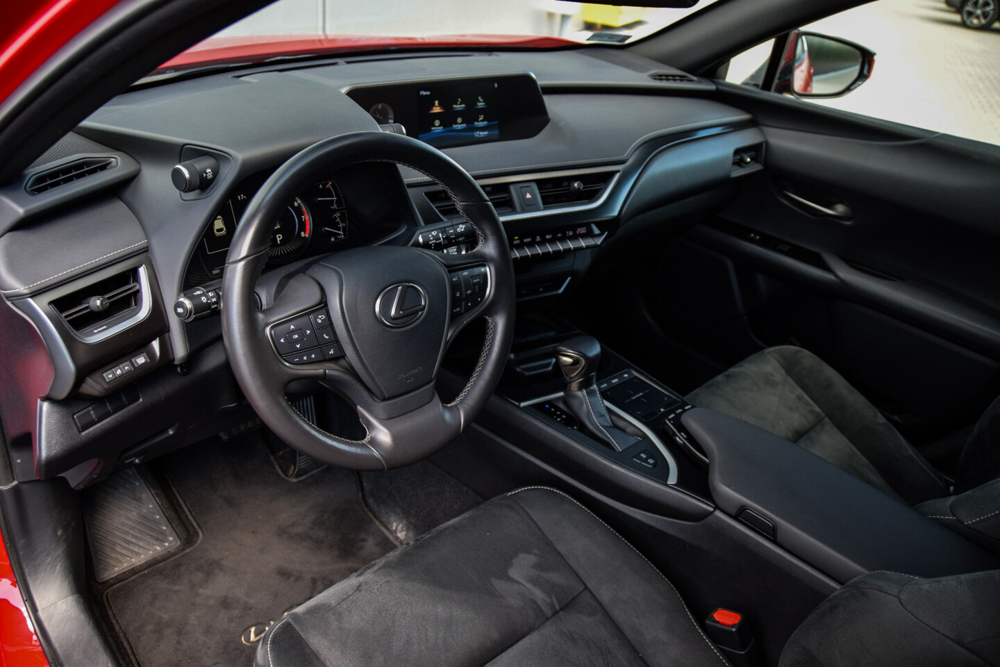 Lexus UX