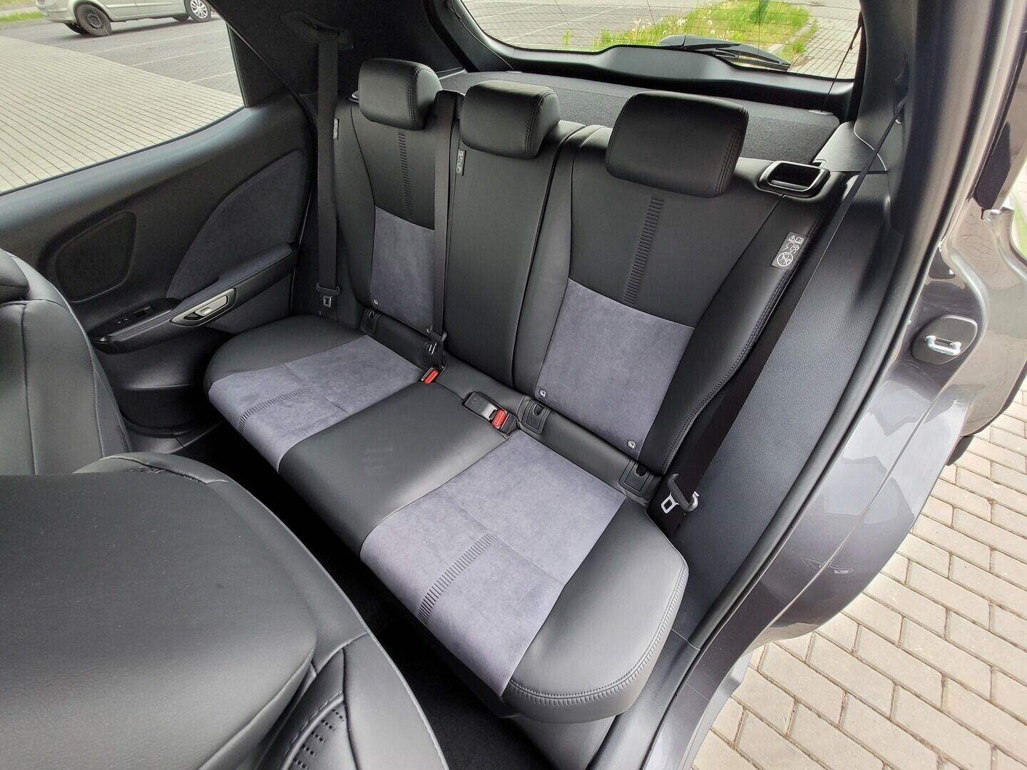 Lexus LBX