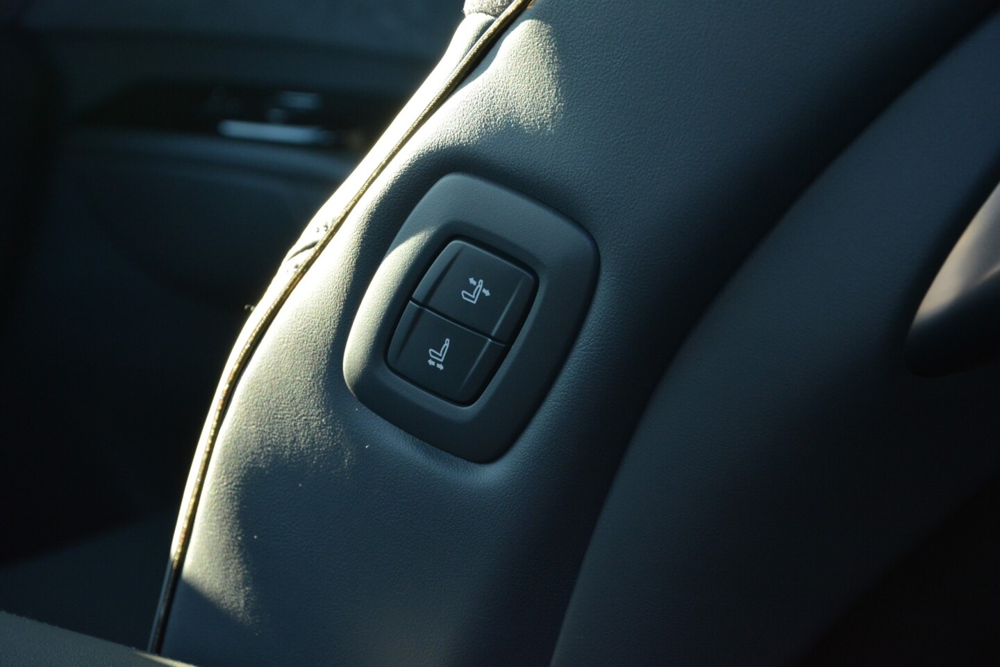 Lexus LM