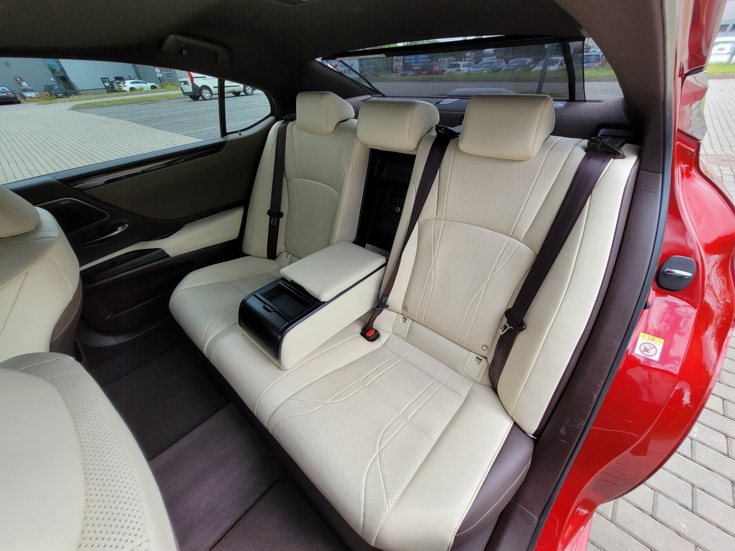 Lexus ES