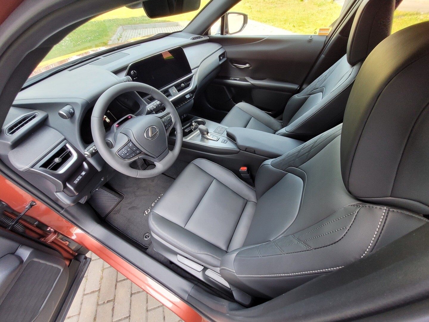 Lexus UX