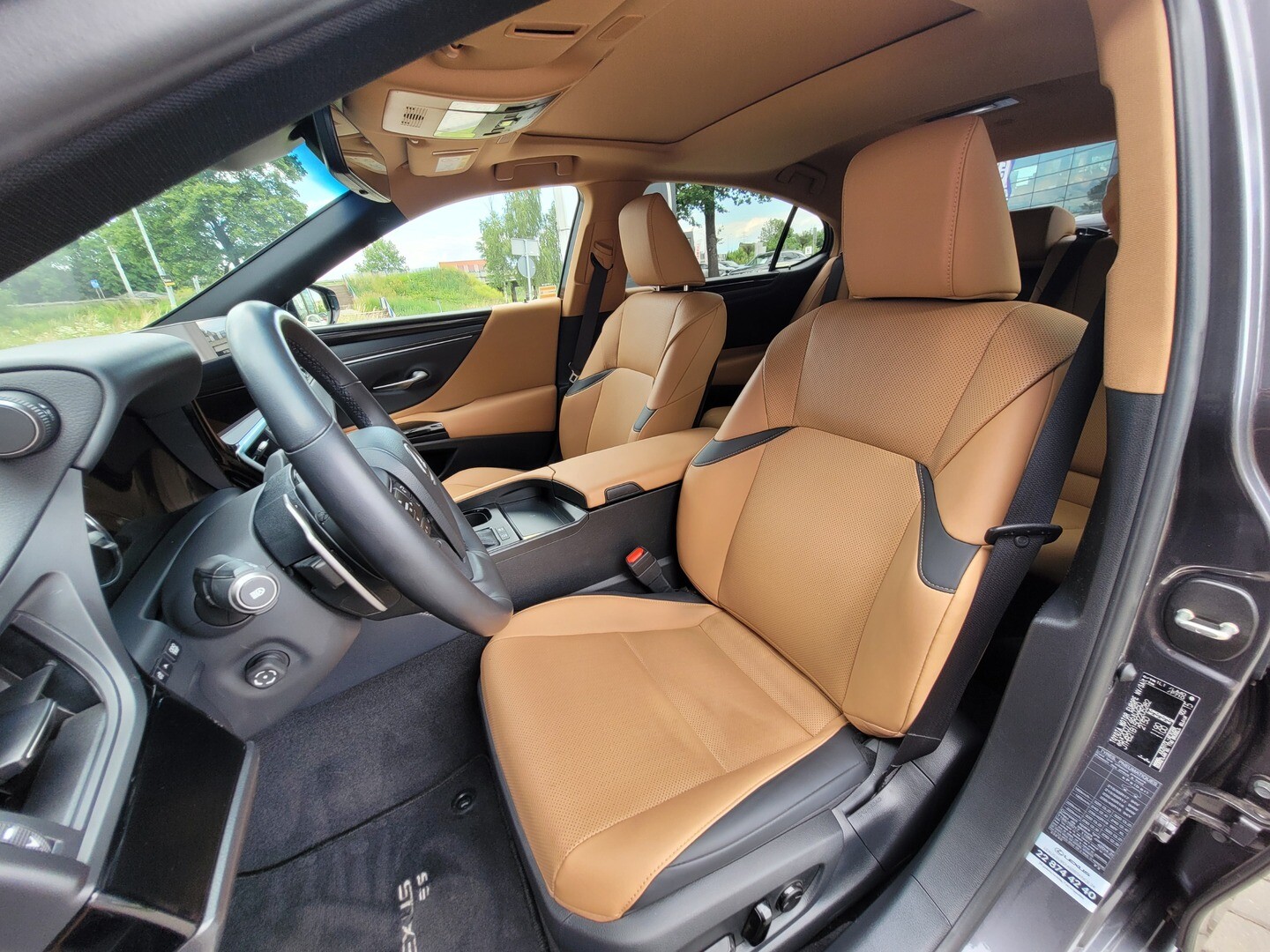 Lexus ES