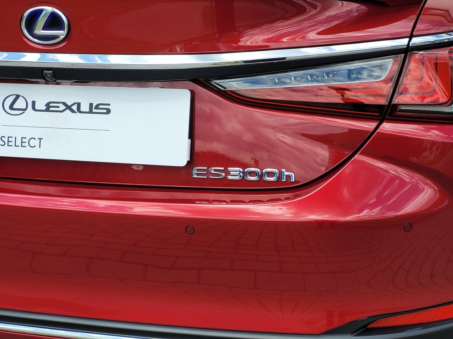 Lexus ES