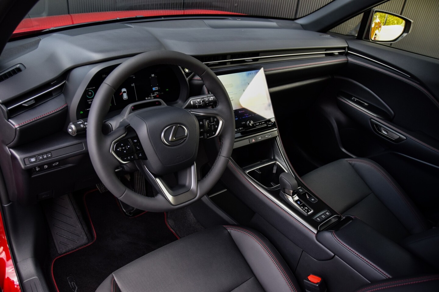 Lexus LBX
