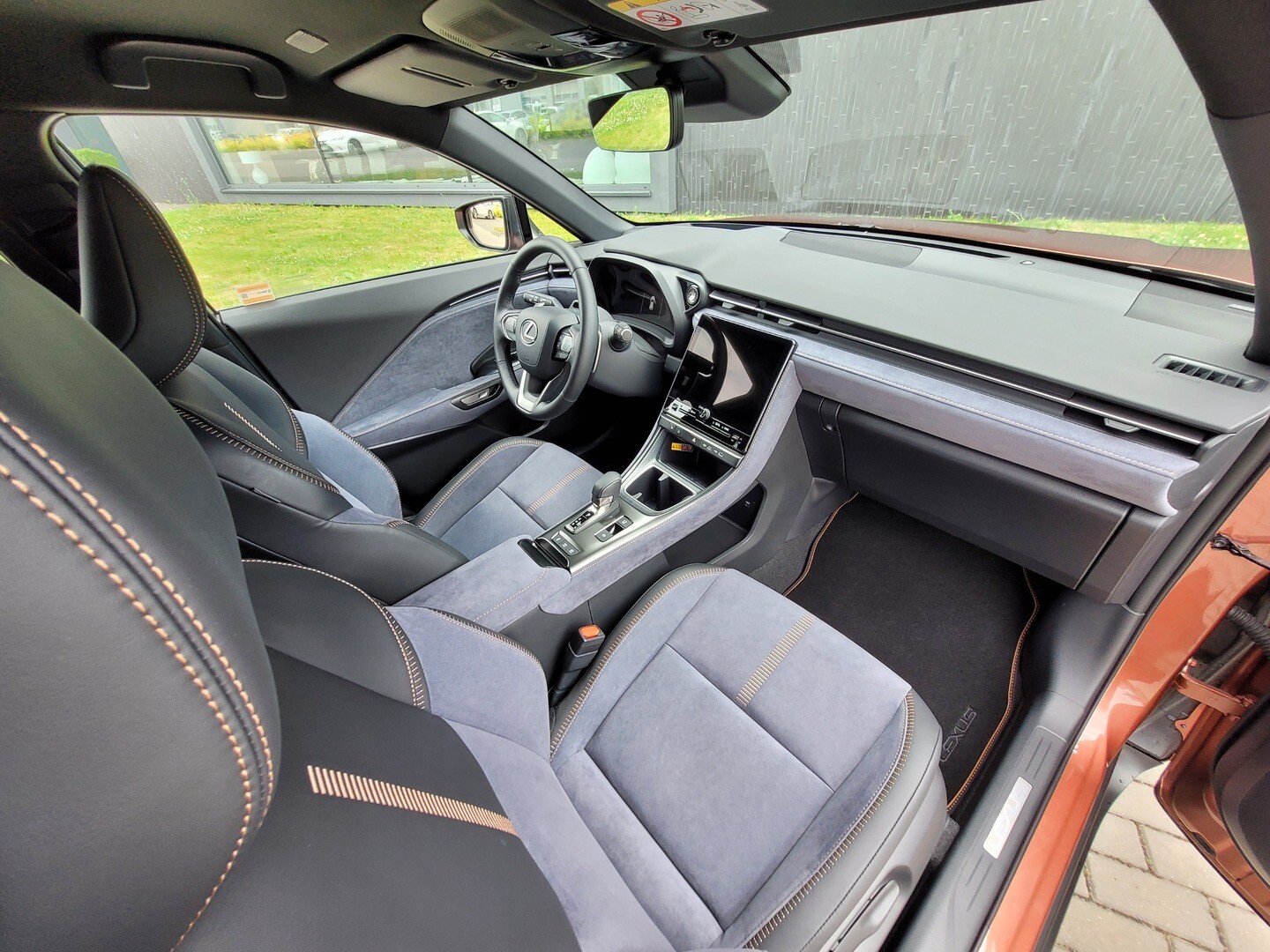 Lexus LBX