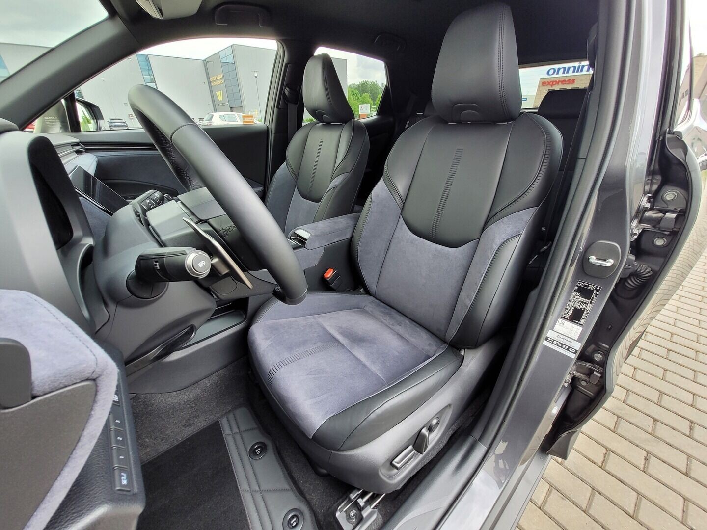 Lexus LBX