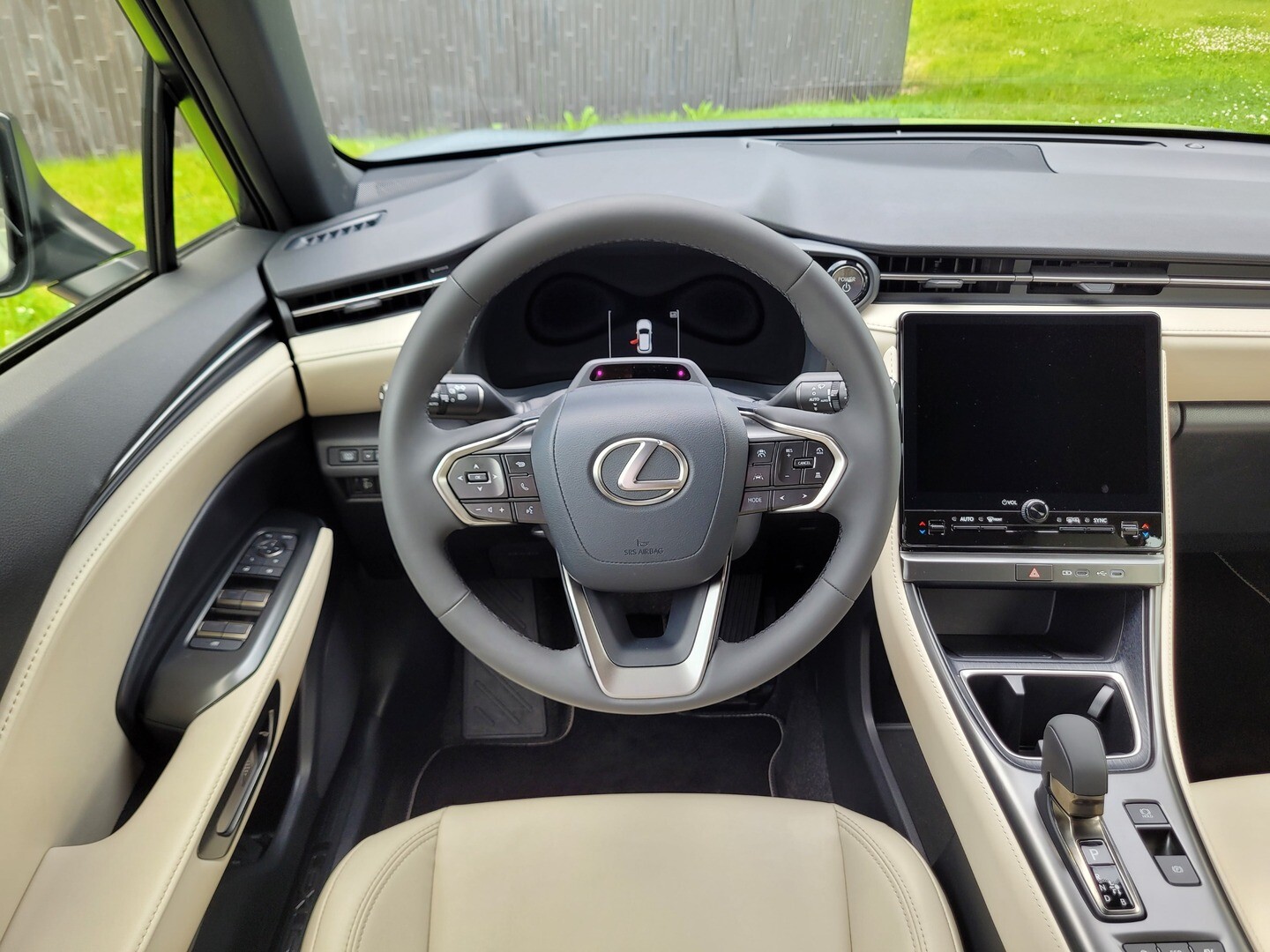Lexus LBX